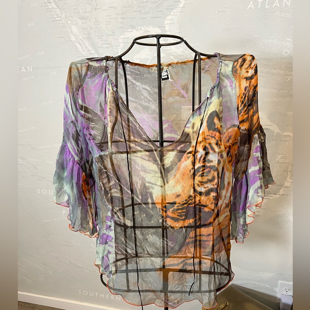 Class by Roberto Cavalli Tiger print 100% silk blouse ruffled sleeves 12 US XE